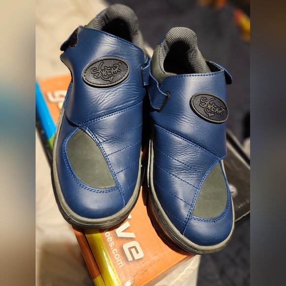 Swear Alternative  new size 40 vintage with box - Picture 2 of 5